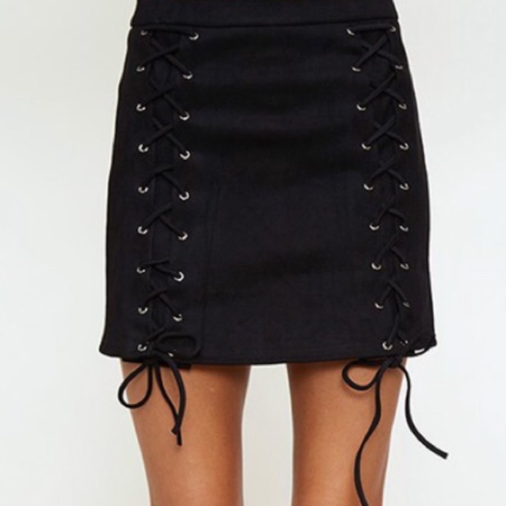 ❗️One Left❗️NWT Black Suede Cross Cross Skirt - Picture 2 of 5